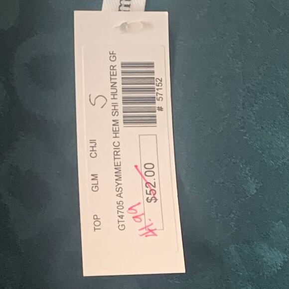 Glam Dark Green Leopard Print LS V-Neck Blouse Oversize Small New with Tags - Picture 6 of 9